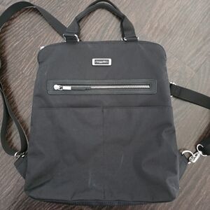 Like New! Baggallini Slim Black Backpack Tote